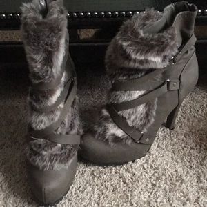 Stylish Fur Boots